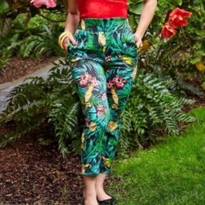 Pinup Couture 2017 Parrot Print Women's Pants